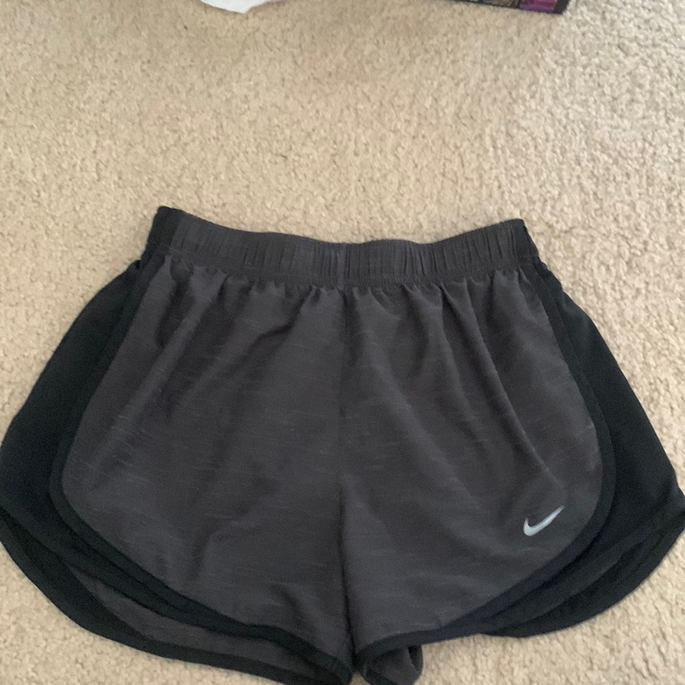 Nike shorts women